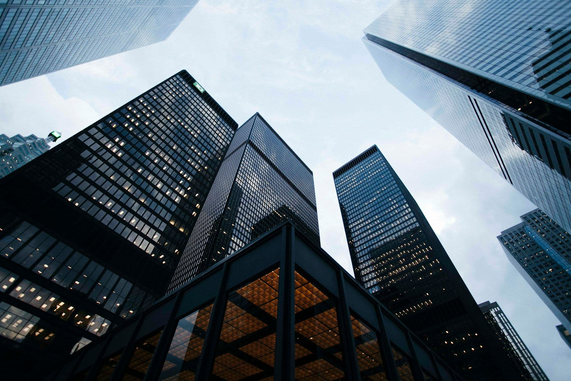 Independent Wealth Manager Landing Page